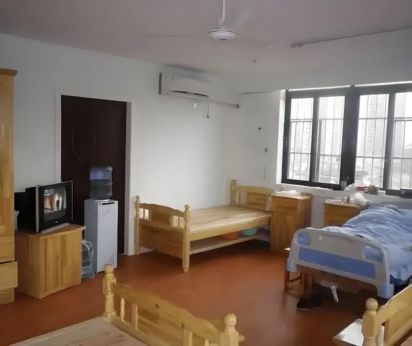 留学生深圳落户攻略_男子200米：莱尔斯19秒52实现世锦赛四连冠，贝德纳雷克亚军 贝德年新增认知症照护专区